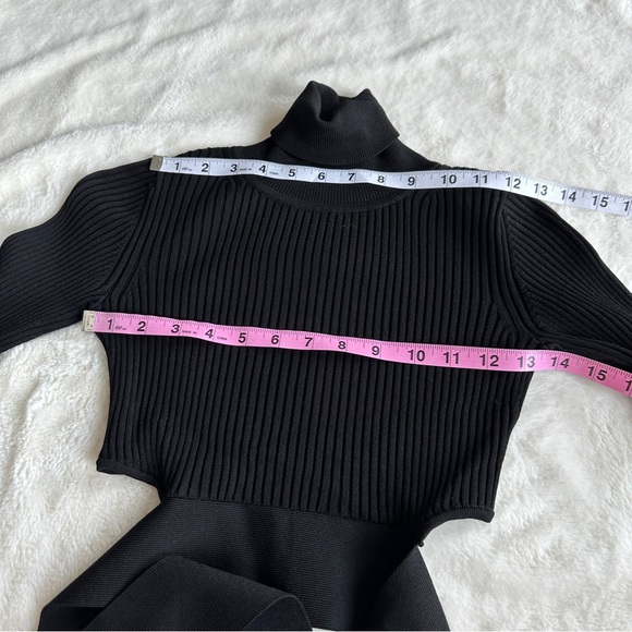Cushnie Et Ochs Tie Waist Cropped Black Turtleneck Wrap Sweater XS - Picture 5 of 11